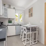 Serene 2bdr W/ Patio By Lovelystay Apartman Lisboa