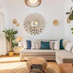 Apartman Serene 2bdr W/ Patio By Lovelystay *